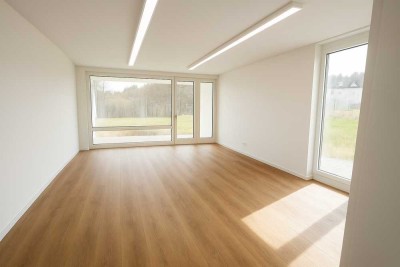 Modern saniertes 40-m²-Apartment mit Balkon, bodentiefen Fenstern und neuem Bad in Dernbach