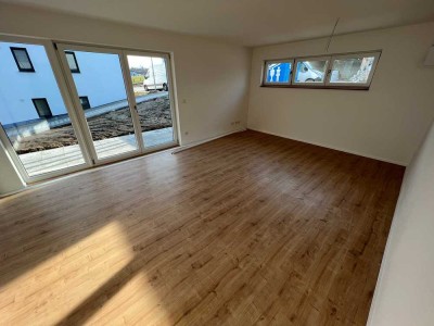 Moderne 2-Zimmer-Balkonwohnung nach Absprache