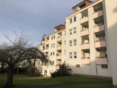 REGISTRIERUNG BEI STADT GIESSEN NÖTIG! Nur für Gießener Seniorinnen & Senioren! Schöne, helle 2 Z...