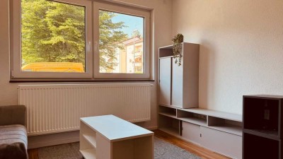 1-Raum-Wohnung mit luxuriöser Innenausstattung mit Einbauküche in Böblingen