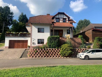 Einfamilienhaus mit 8 Zimmern und Garage in Rammelsbach