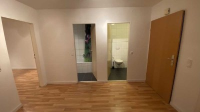 3 Zimmerwohnung mit Balkon in Niedernberg + + + Frei ab November 2025 + + + Einbauküche
