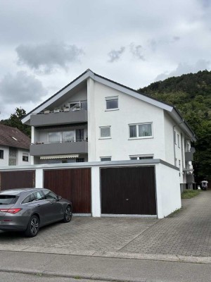 Charmante 3-Zimmer-Wohnung mit Süd-Balkon, Garage & Einbauküche in ruhiger Wohnlage, 10 Min. z. See