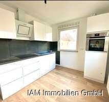 "Stylische 3-Zimmer-Wohnung mit Balkon und Gartenmitbenutzung!: 10 Min. bis FFM Messe! Waldnähe, EBK