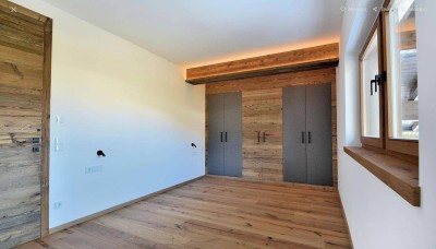 Kernsanierte helle Dachgeschosswohnung