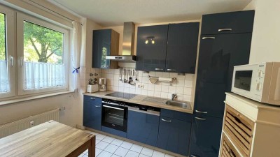Sehr schöne Erdgeschosswohnung mit Einbauküche in Stötteritz