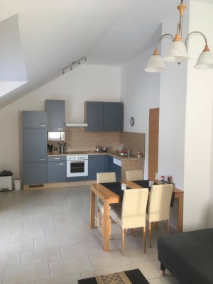 Helle, möblierte Wohnung, zentral gelegen &amp; mit TOP-Aussicht