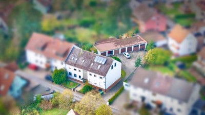 7-Parteienhaus mit Garagenhof auf großzügigem Anwesen in naturnaher Lage von Zirndorf