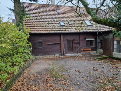 Ruhig gelegenes Grundstück im alten Ortskern - Abriss oder Handwerkerobjekt