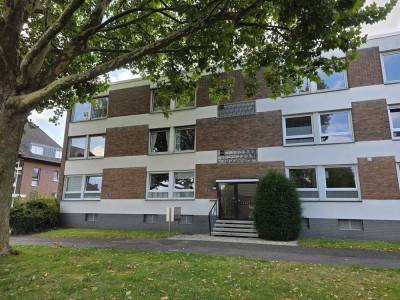 ERSTBEZUG NACH SANIERUNG 2 ZKDB MIT GROßEM BALKON