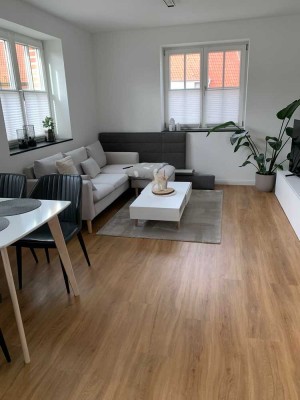 Lichtdurchflutete 3-Zimmer-Wohnung mit Balkon im Grünen