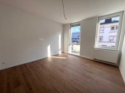 Erstbezug nach Sanierung mit Balkon: attraktive 3-Zimmer-Wohnung in Bruchsal