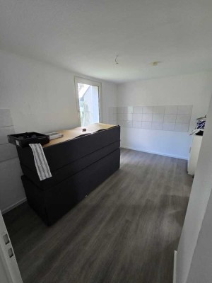￼ Nach Mieter gesucht:2 Zimmer-Wohnung in Dortmund Aplerbeck-Zentral