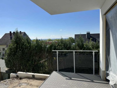 Stilvolle 4-Zimmer-Terrassenwohnung mit luxuriöser Innenausstattung großem Garten und Domblick