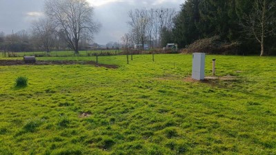 Neuvermietung nach Kernsanierung idyllische 85 m² - 3.5 Zi. mit Balkon, Terasse u. Garten