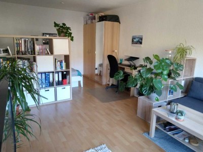 Dachgeschoßwohnung in 5 Parteienhaus in ruhiger Lage von Bonn - Kessenich