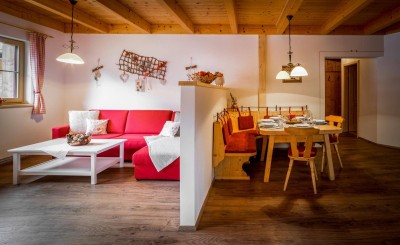Touristische Vermietung! Geräumiges 3-Zi. Appartement | Ski-In &amp; Ski-Out