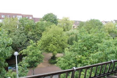 Gemütliche  Dreizimmerwohnung mit Loggia und Garage - Nähe Wilhelmsplatz