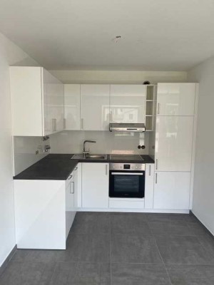 Vollständig renovierte 2 -Whg. mit neuem  Bad, SW-Balkon, neuer EBK in KA-Mühlburg