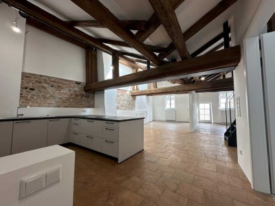 Loftwohnung mit Dachterrasse - Kernsanierte Wohnung in der Altstadt Wasserburg