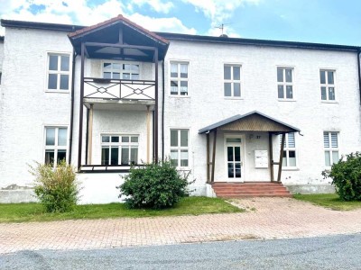 Sonnige Eigentumswohnung im 1. OG eines Sechsfamilienhauses in der schönen Feldberger Seenlandschaft