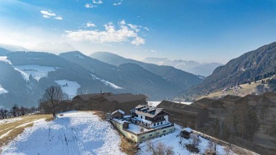 Anwesen mit einer der größten privaten Schutzraum-Anlage in Europa - Zwischen Tegernsee & Kitzbühel