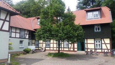 Provisionsfrei* Studentenwohnung  + KFZ-Stellplatz + Keller- nahe Hochschule Harz - ca. 4% Rendite-O