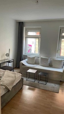 Möblierte 1-Zimmer-Wohnung im Herzen von Bockenheim – Zwischenmiete für ca. 6 Monate