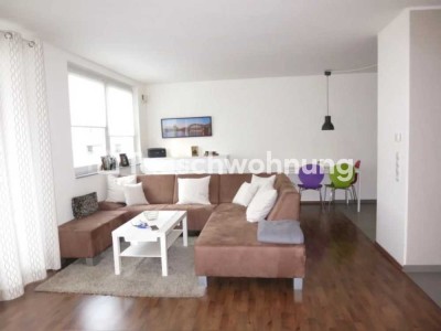 Tauschwohnung: biete 2 Zi, offene Küche,Balkon, Badewanne