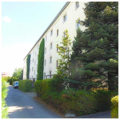Frisch renovierte 3-Raum-Wohnung mit Balkon "Am Stadtpark" in Falkenberg/ Elster