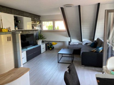 Vollständig renovierte 4-Zimmer-Wohnung mit Balkon und EBK in Aichwald
