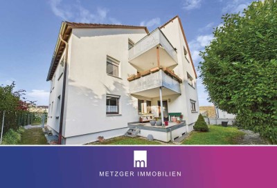 4-Familienhaus:     Eine große, freie 4-Zimmer-Whg im EG - 3 Wohnungen vermietet