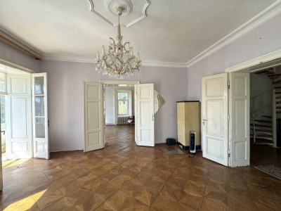 Ein Ort zum Aufatmen – Villa mit Blick über Natur &amp; Reben! VB!
