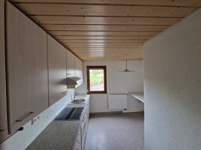 1200 € - 123 m² - 3.5 Zi.