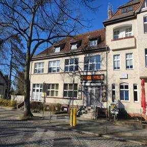 Wohnung in ruhiger grüner Lage in Hellersdorf zu vermieten