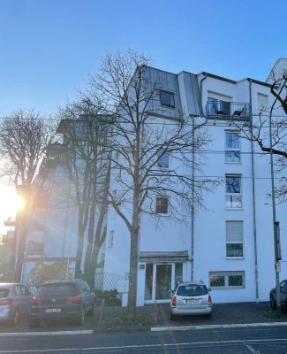 Stylische und moderne Wohnung mit Skyline Blick, direkt am DFB Campus