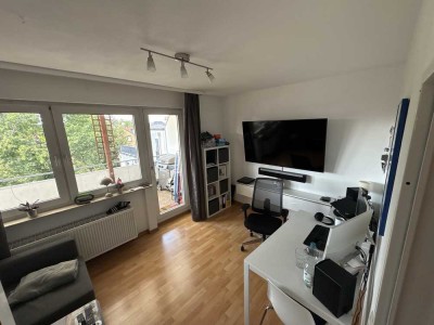 Schöne, helle 2 - Zimmer Wohnung in Frankfurt - Nied