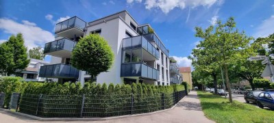 Barrierefreie, neuwertige 4 ZKB mit großzügigem Terrassen-Balkon