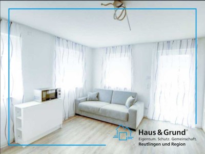 Baujahr 2018 / vollständig möbliert, Carport, Terrasse (RT-Gönningen)