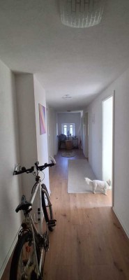 Großzügige & Helle 2-Zimmer-Wohnung