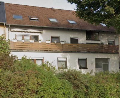 Schöne Wohnung in guter Lage mit Garage & neuwertiger Einbauküche