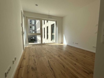 Neubau *AQA* / Kleine 2-Zimmer Wohnung mit Loggia