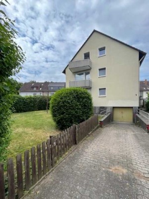 Helle 2-Zimmer-Wohnung mit Balkon in der ersten Etage in Langenhagen, Garage möglich