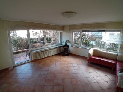 Familienfreundliche Doppelhaushälfte in guter Lage in Tamm