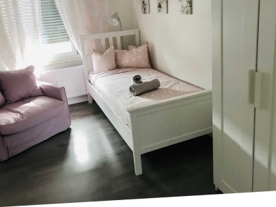 Oestrich, Haus möbliert, 4 ZKB * fußläufig zur EBS * ab 01.06.2025