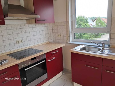Attraktive und gepflegte 2,5-Raum-Dachgeschosswohnung mit Balkon und EBK in Bühlertann