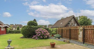 Schöne 4-Zimmer-Erdgeschosswohnung mit einzigartigen Garten und Garage