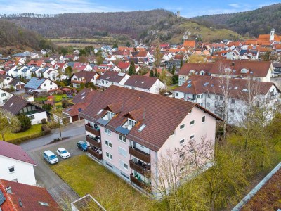 Mit tollem Ausblick! Bezugsfreie 3,5-Zimmer-Dachgeschosswohnung mit durchdachtem Grundriss