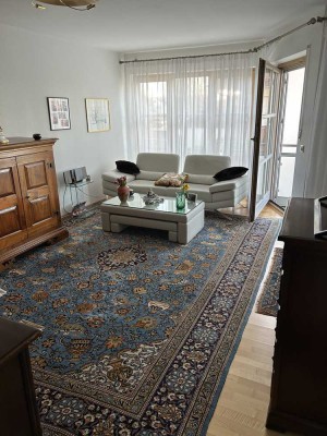 2-Zimmer-Wohnung im 1.OG mit Balkon und großem Keller