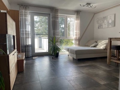 Lichtdurchflutete moderne Wohnung